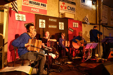Fn2016-01.jpg (1042022 octets)